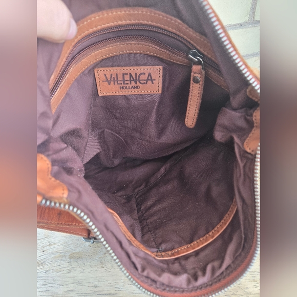 Vintage Leather Bag - Picture 12 of 12